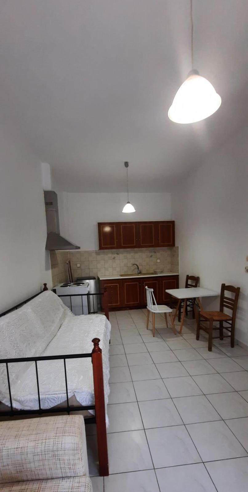 17 Areopoli